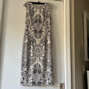 Elegant Black and White Patterned Dress